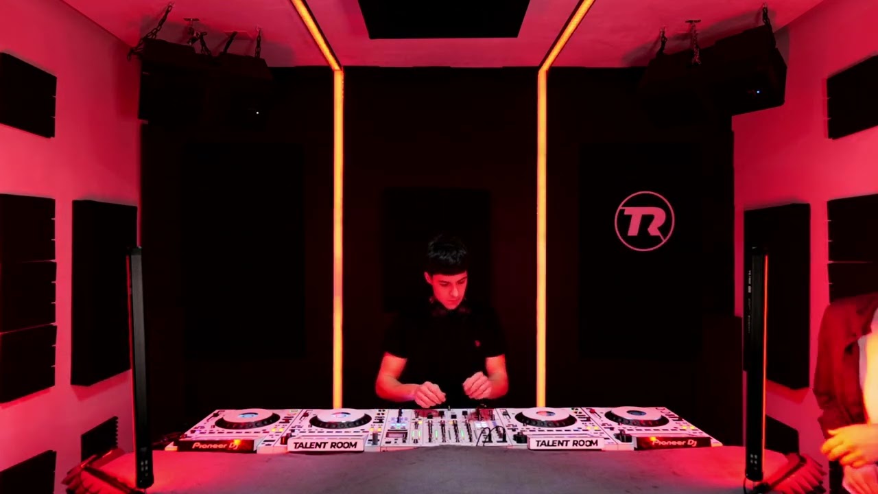 TALENT ROOM Techno Boiler Room 6.2.2025 - ALEXOONYCS
