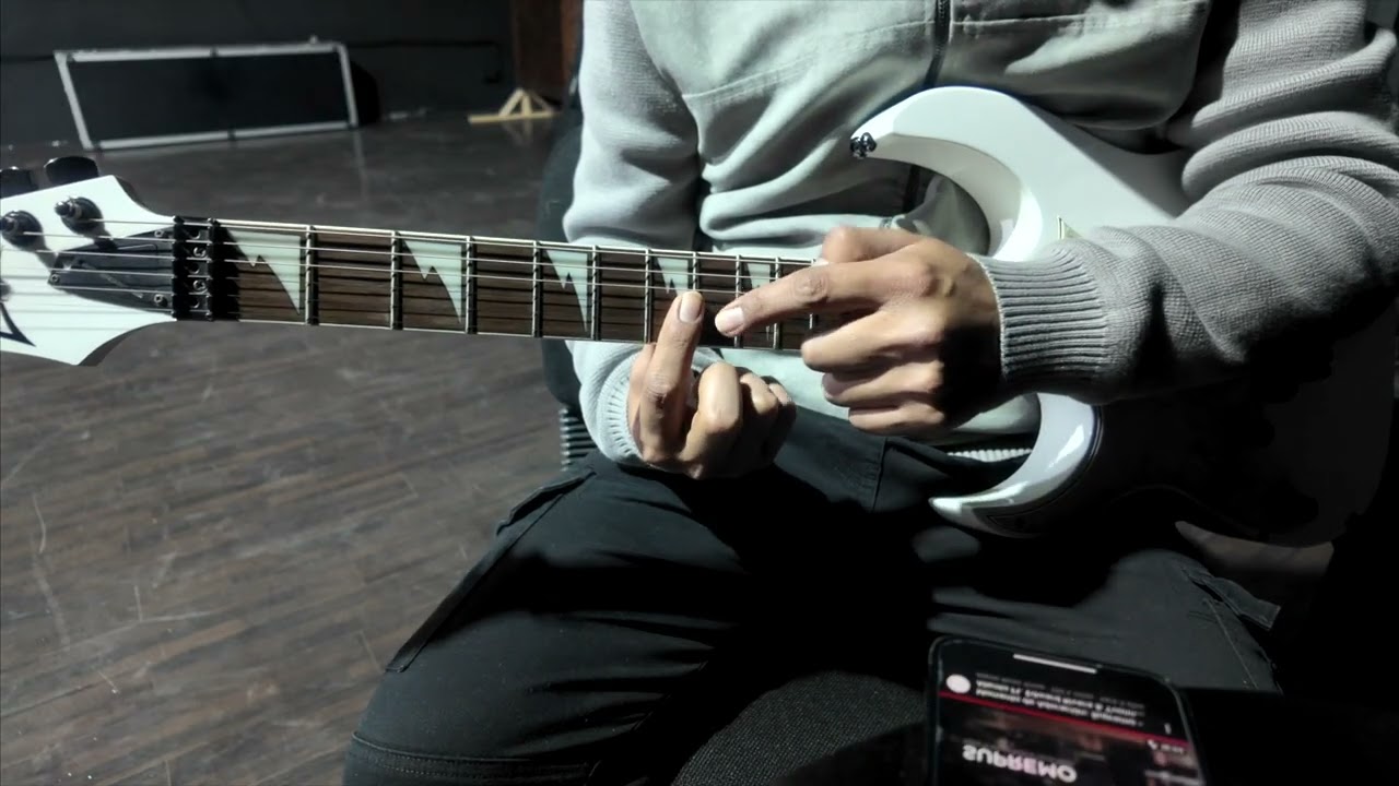 Cantalo mas fuerte - Lakewood/Tutorial Guitarra Eléctrica