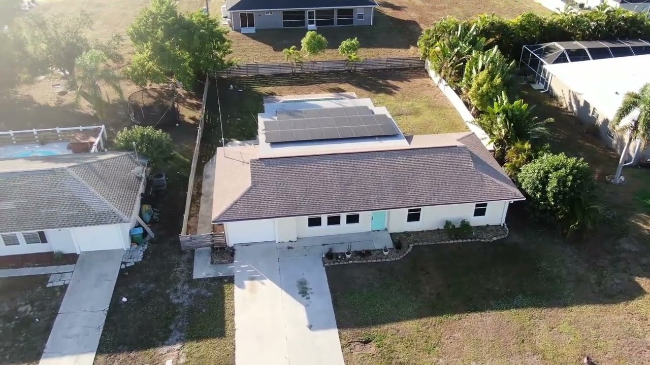 Fully Solar Powered Starter Home With Pool- 325k Cape Coral FL