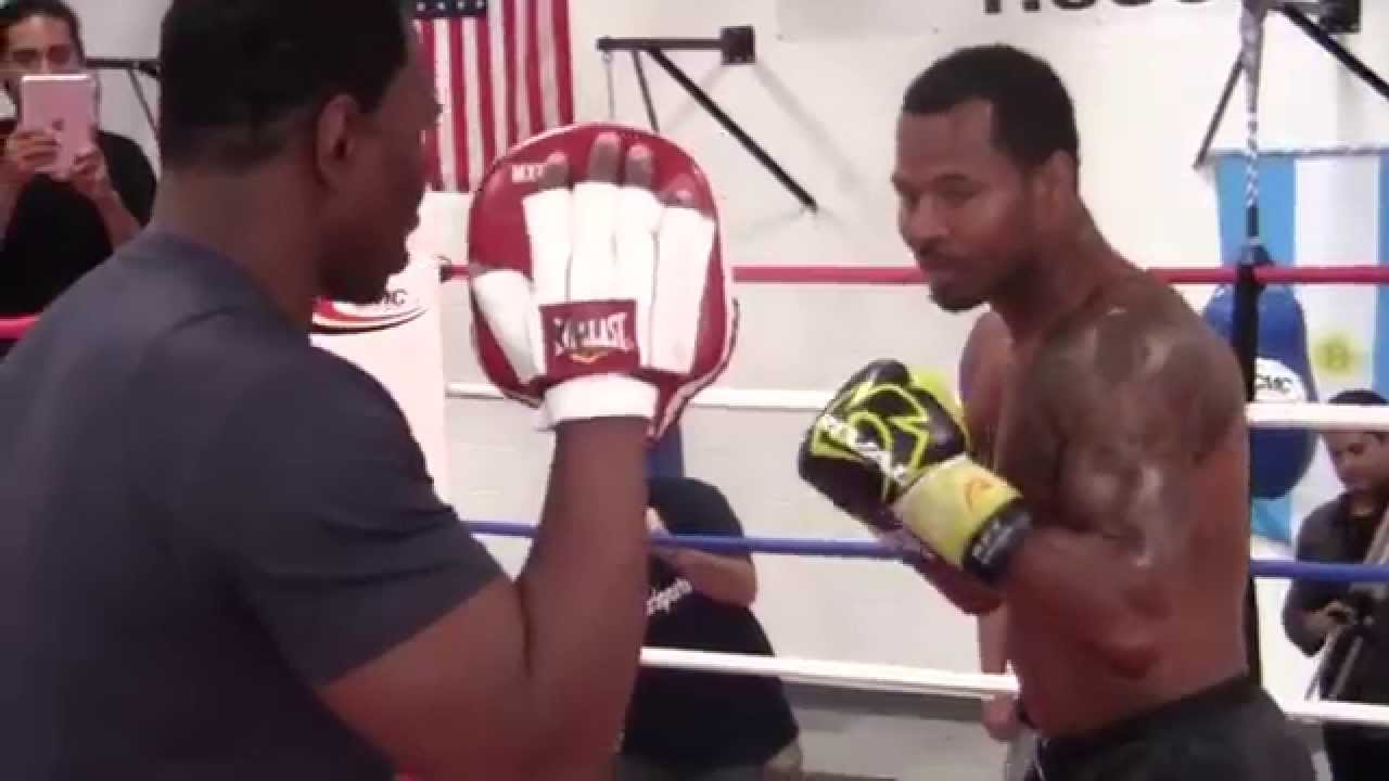 Shane Mosley MITTS WORKOUT w/ Kenny Porter - How Does He Look?