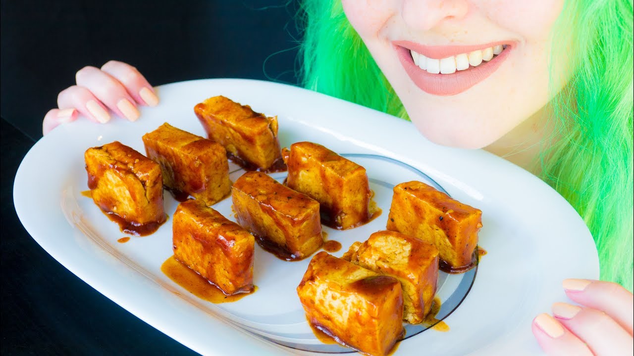 ASMR: Smoky Buffalo Tofu Bites & Creamy Dip | Very Messy ~ Relaxing Eating Sounds [No Talking | V] 😻