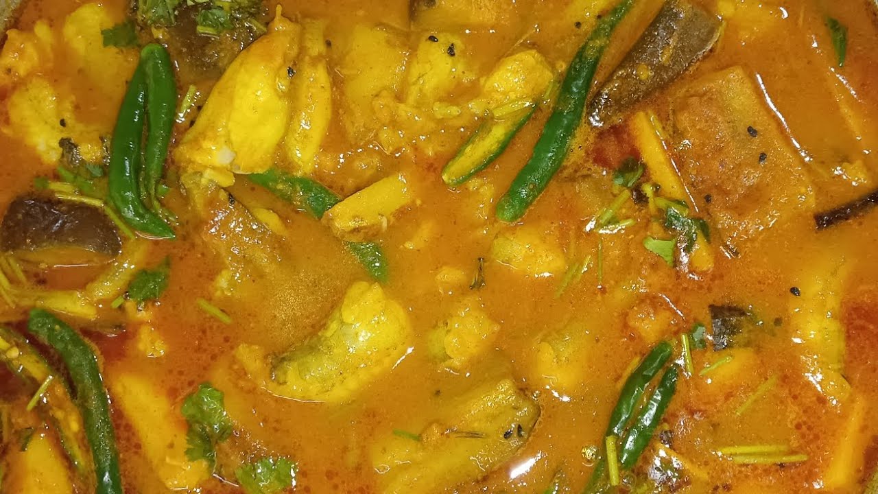 আলু বেগুন দিয়ে লোটে মাছের তরকারি 🤤 @chotokhatorannaghor123 