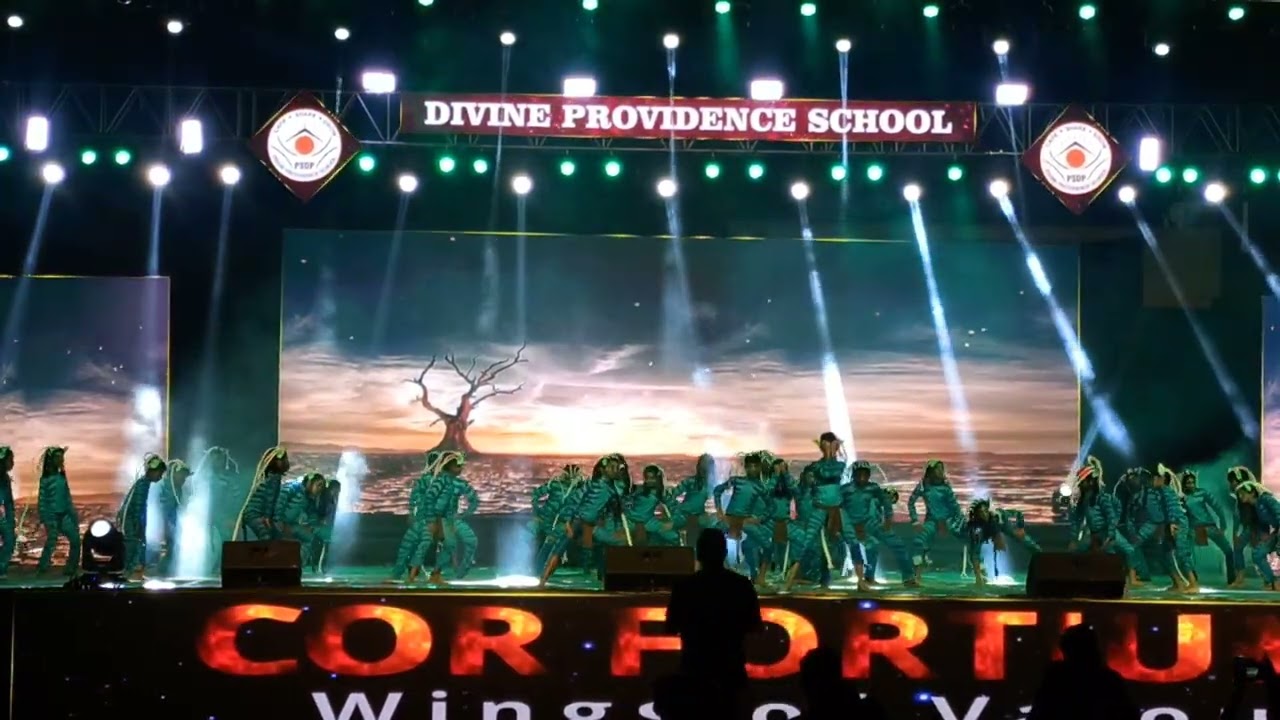 Centre Stage Star – Saanvi’s Stunning Free Fall & Split. Avataar annual day performance. 