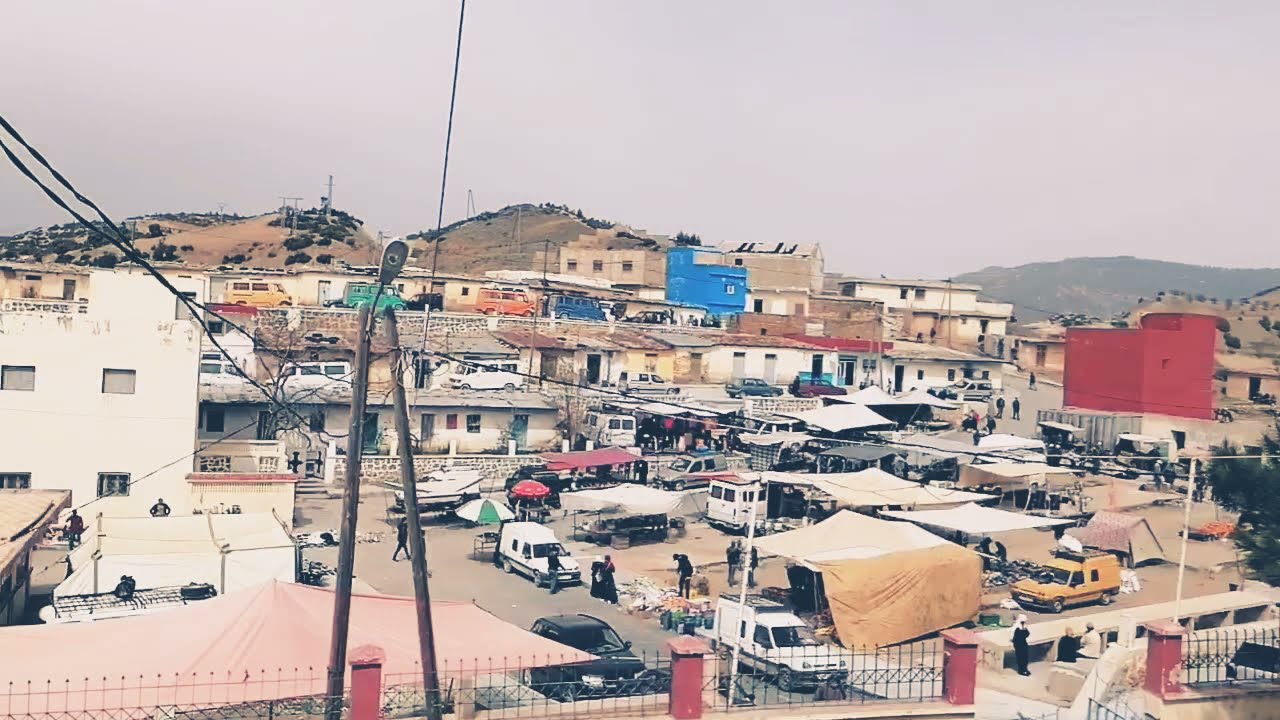 السوق الأسبوعي بجماعة بني ابشير