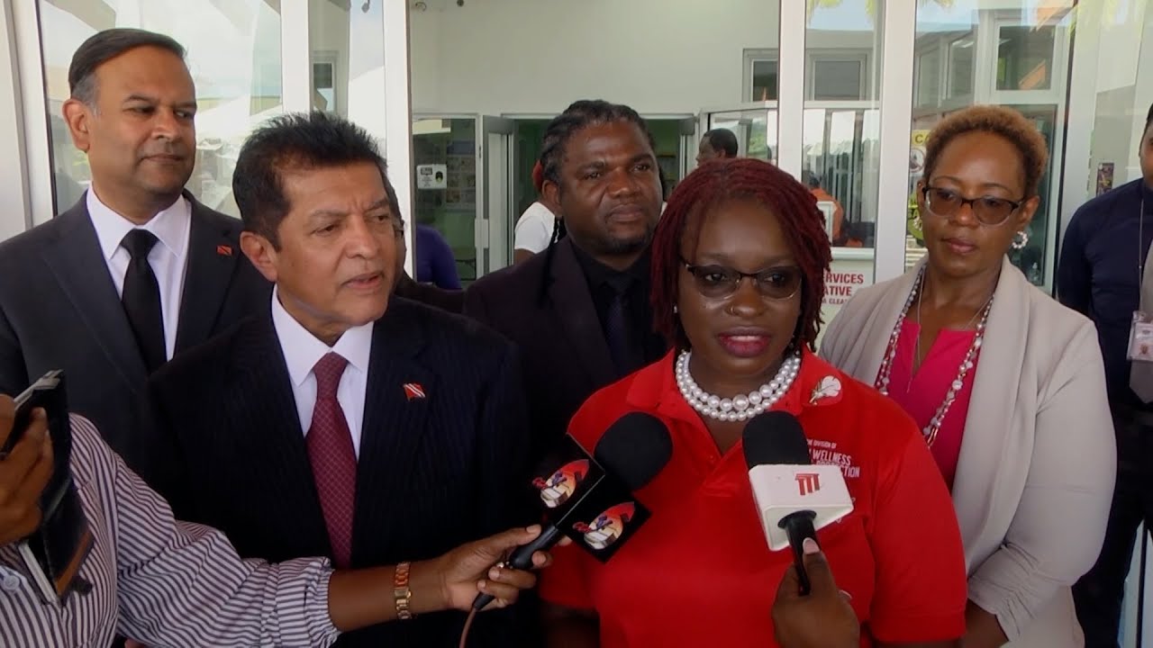 Health Ministers Tour Scarborough General Hospital