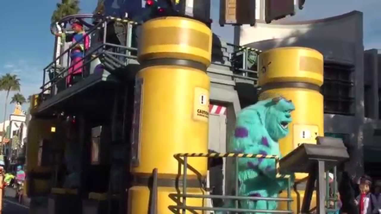 Disney Pixar Pals - Block Party Bash (2010)