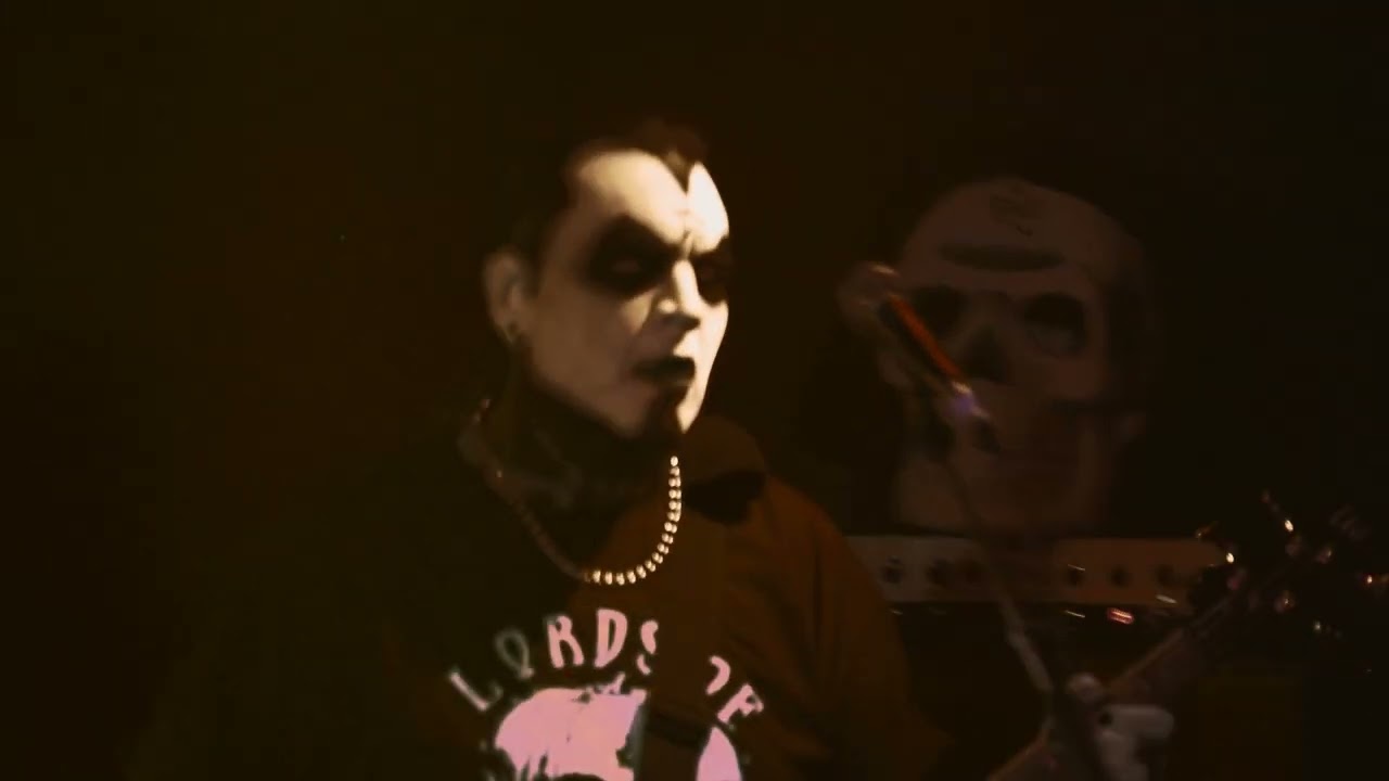 Lords of October Halfway to Halloween 2024 Graveyard Stomp