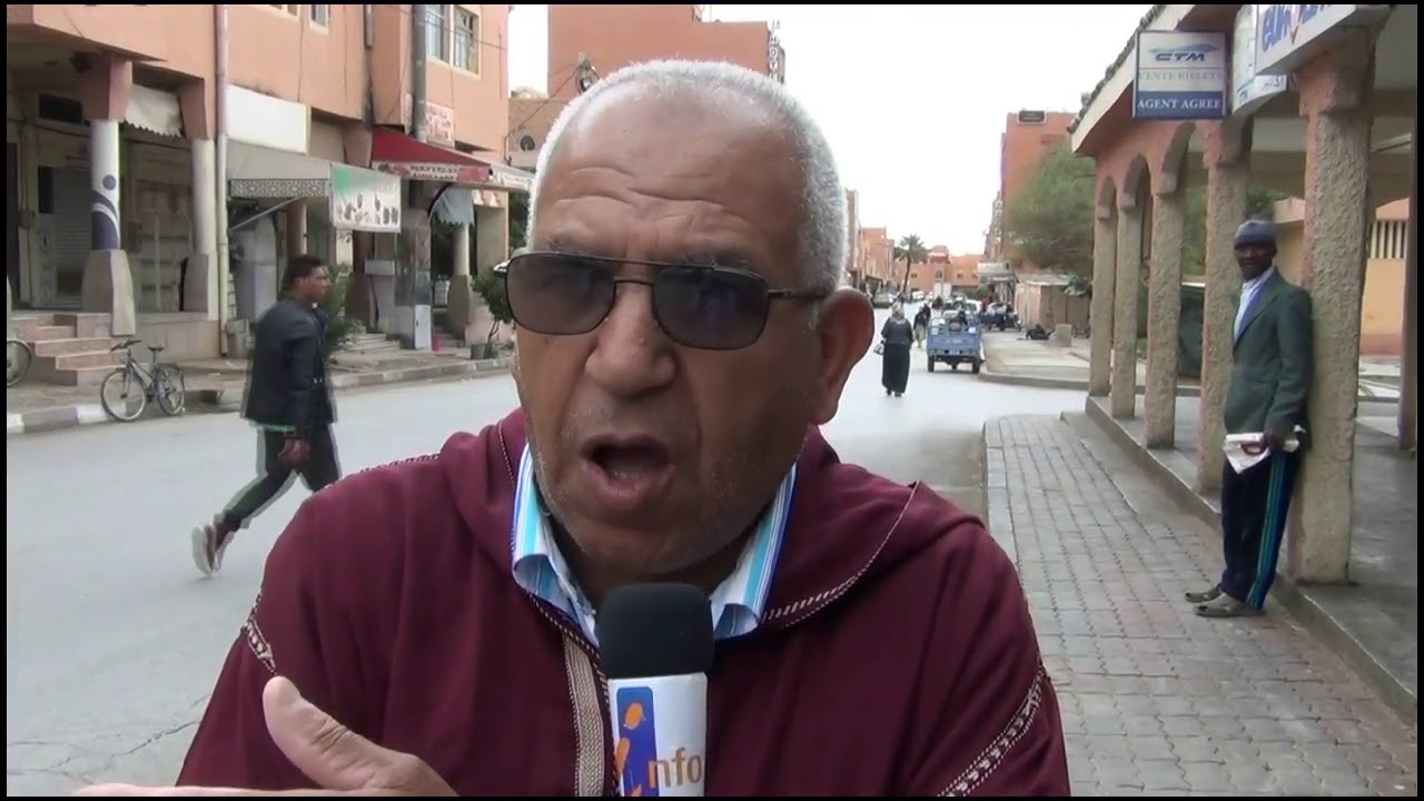 الرشيدية ..الشاعر  المهدي العمراوي يهدي قصيدة شعرية لمدينته قصر السوق