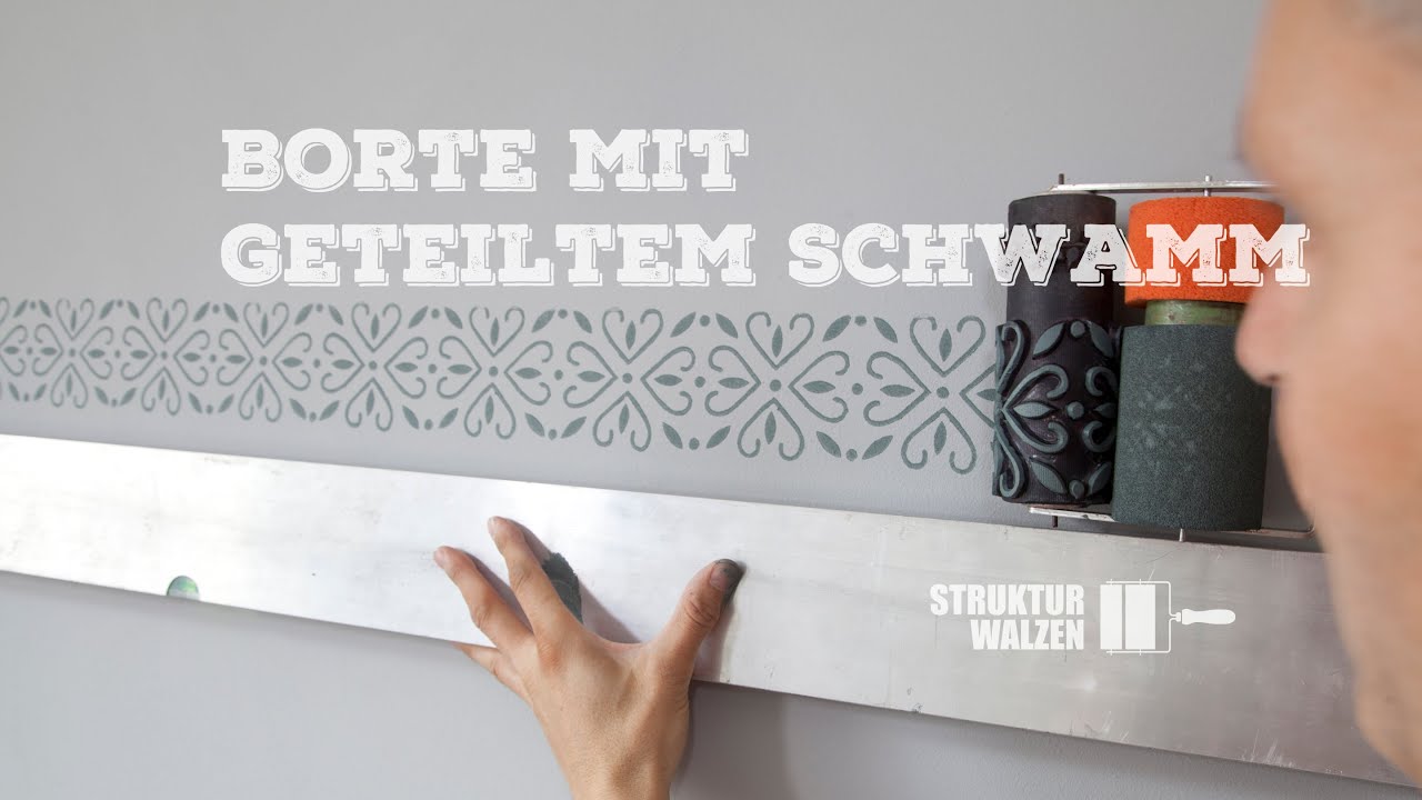 Borte / Bordüre mit einer Strukturwalze und geteiltem Schwamm rollen