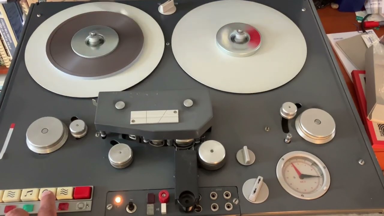 Mechlabor STM 200B— analog tape transport in motion | vintage studio technology