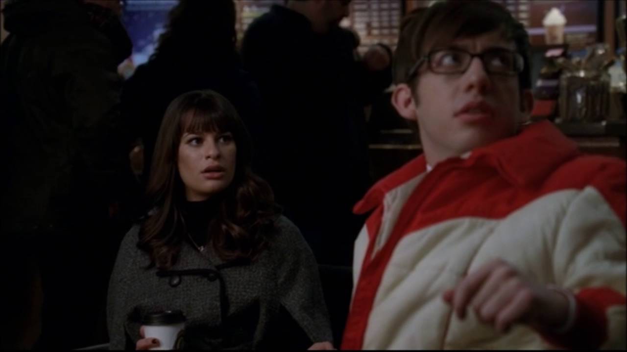 Glee - New directions talk about Michael Jackson at the Lima Bean 3x11