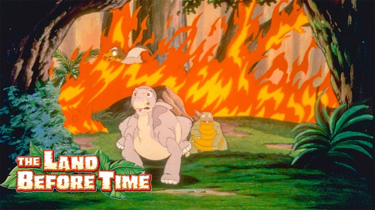 Fire in the Valley! 🔥 | The Land Before Time III: The Time of the Great Giving