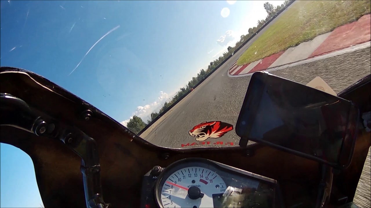 17 10 2020 Tazio Nuvolari su GSX-R 750 K1