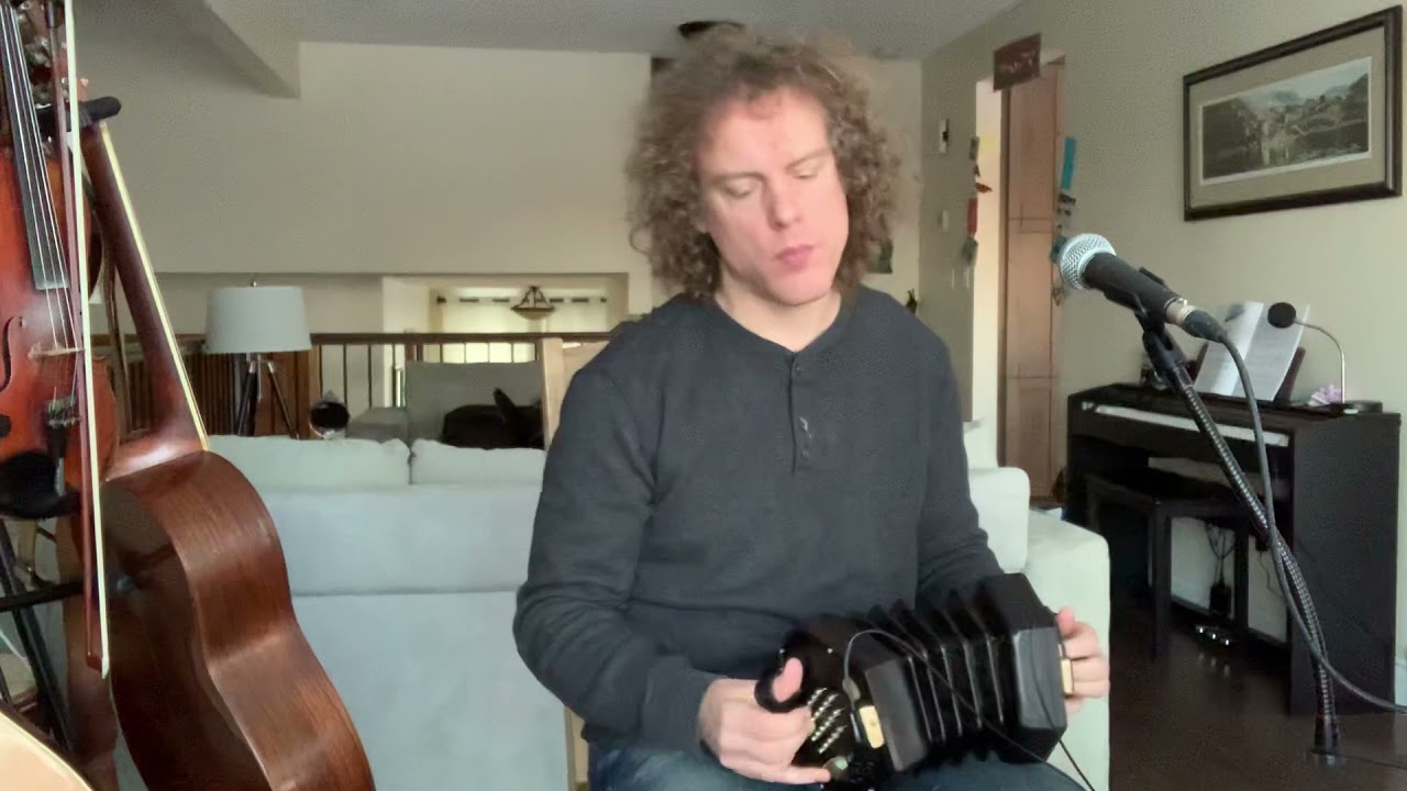 O’Carolan’s Draught – live looping with six instruments and an octaver