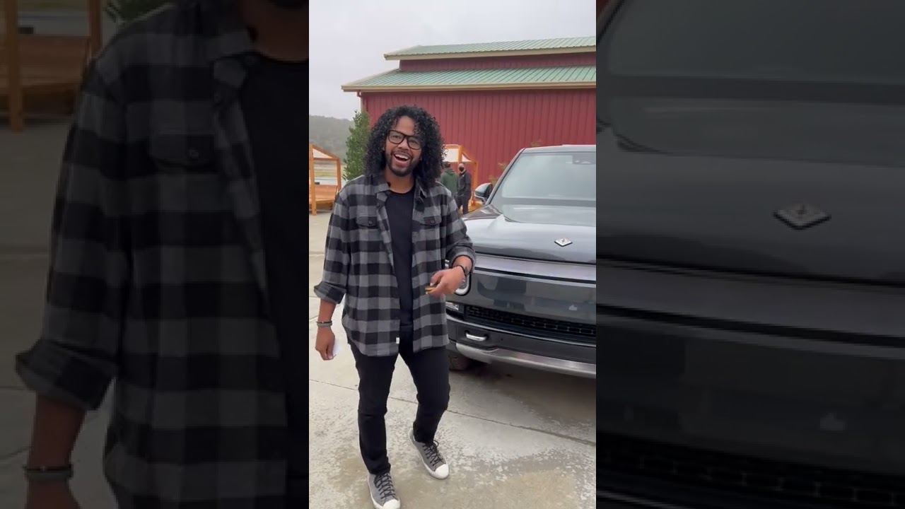 Is the Rivian R1T a truck or a Kitchen?! 🤯