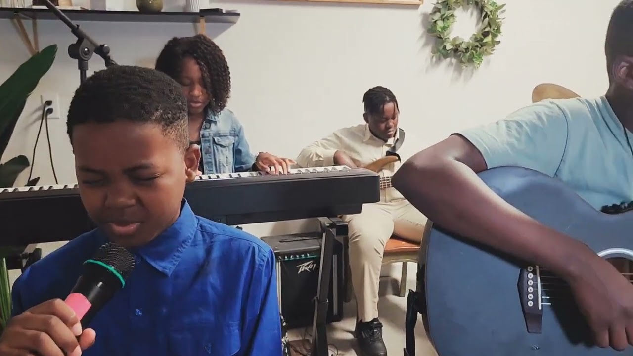 Travis Greene- You Keep Me (cover) 