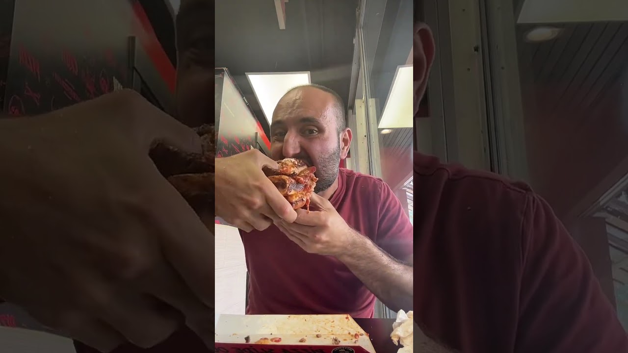 TRIPLE STACKING HELLCRUST PIZZA SLIDEOUTS! HUGE!!