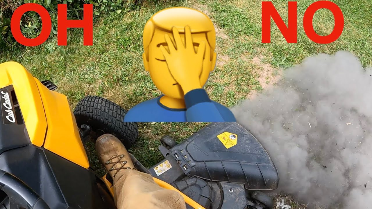 Cub Cadet XT2 SLX50 Mowing the lawn (Wide Angle and POV)