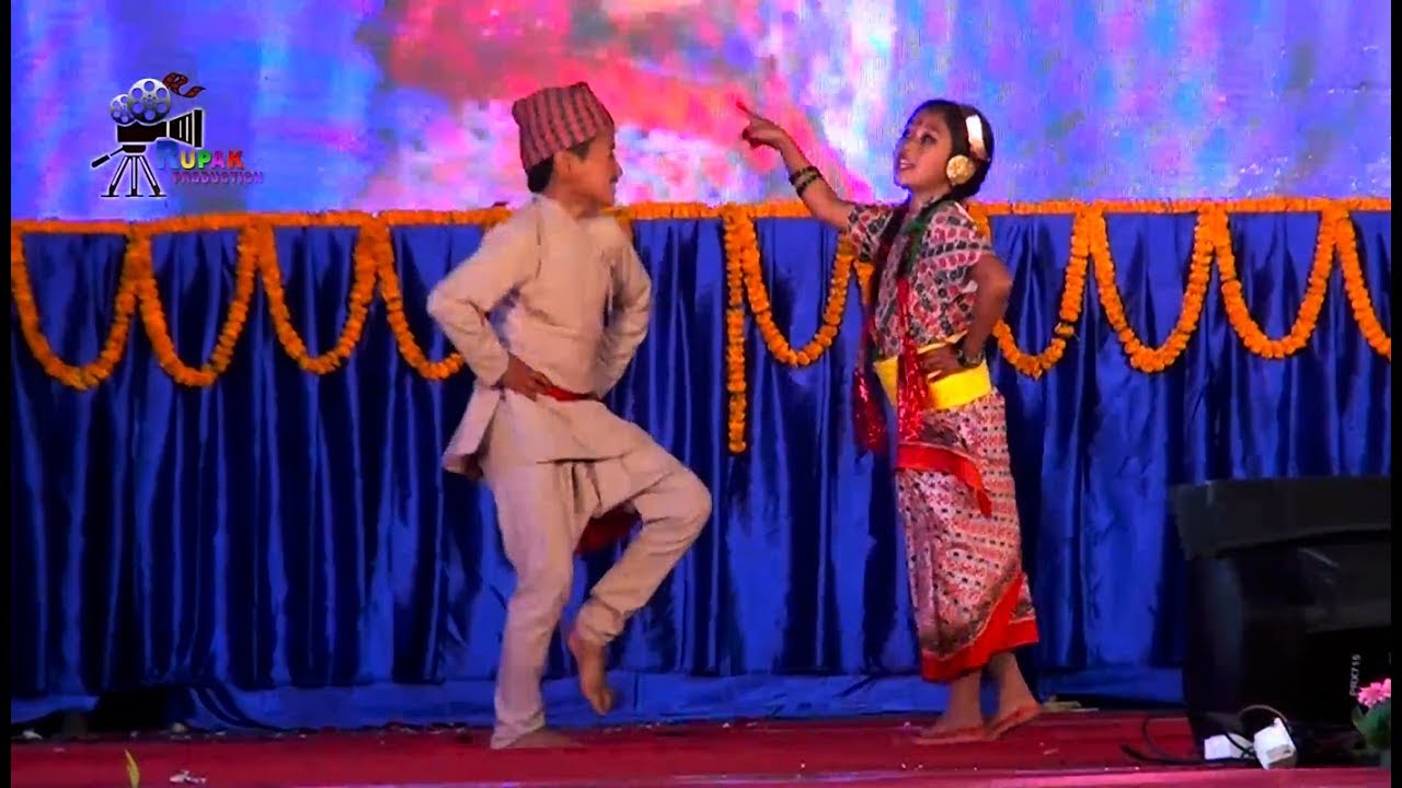 SIKKIM RED PANDA WINTER CARNIVAL 2018 || Part -23 || NEPALI Dance from Sikkim ...
