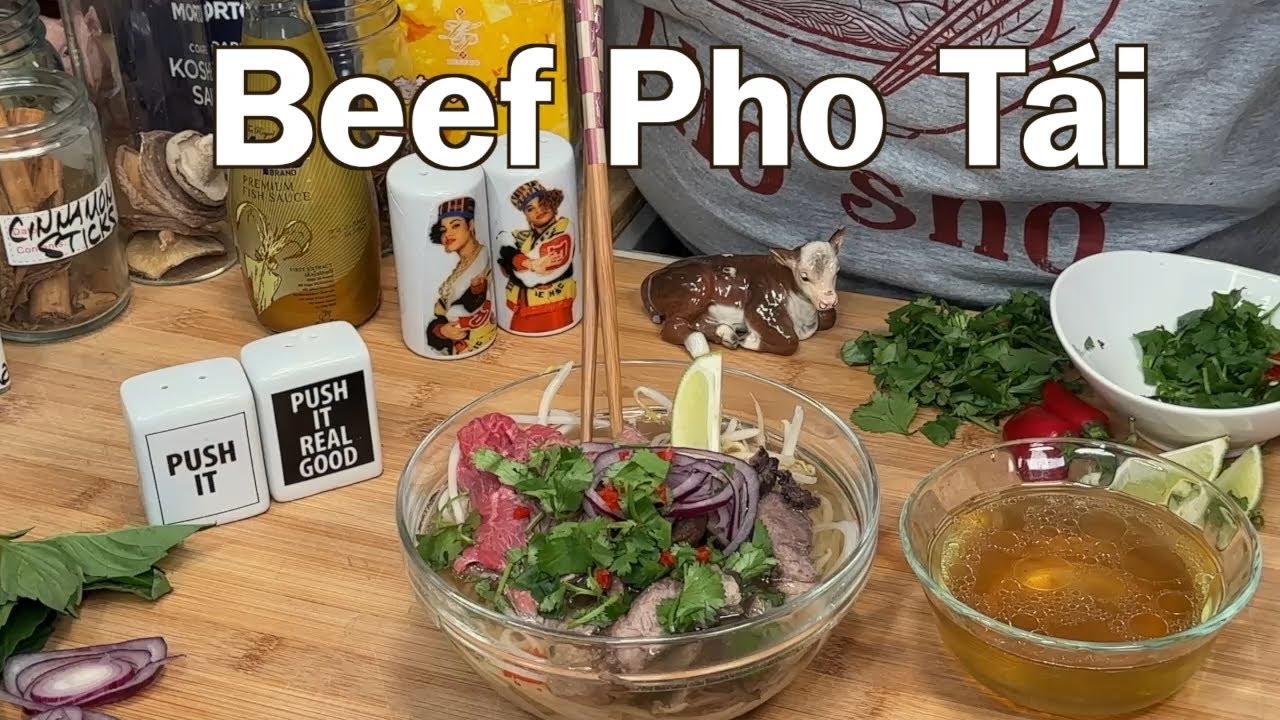 🍜Pho Tái Beef Pho with Rare Steak, Scratch Broth Vietnamese spices, Rice Stick Noodles
