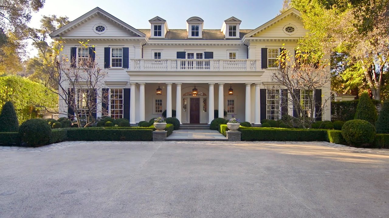Gullixson presents 98 Stevenson Atherton, CA