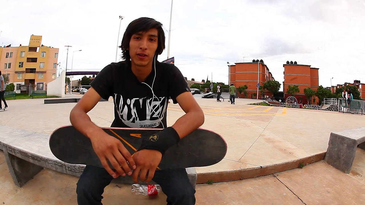 Miguel Castillo (Viruz) - Rehabilitación - Flip noseslide - SIETE58