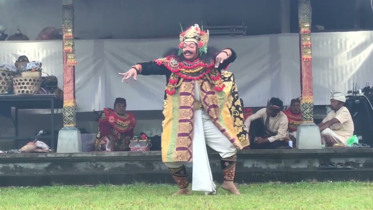 Topeng keras Ketut Kertajaya