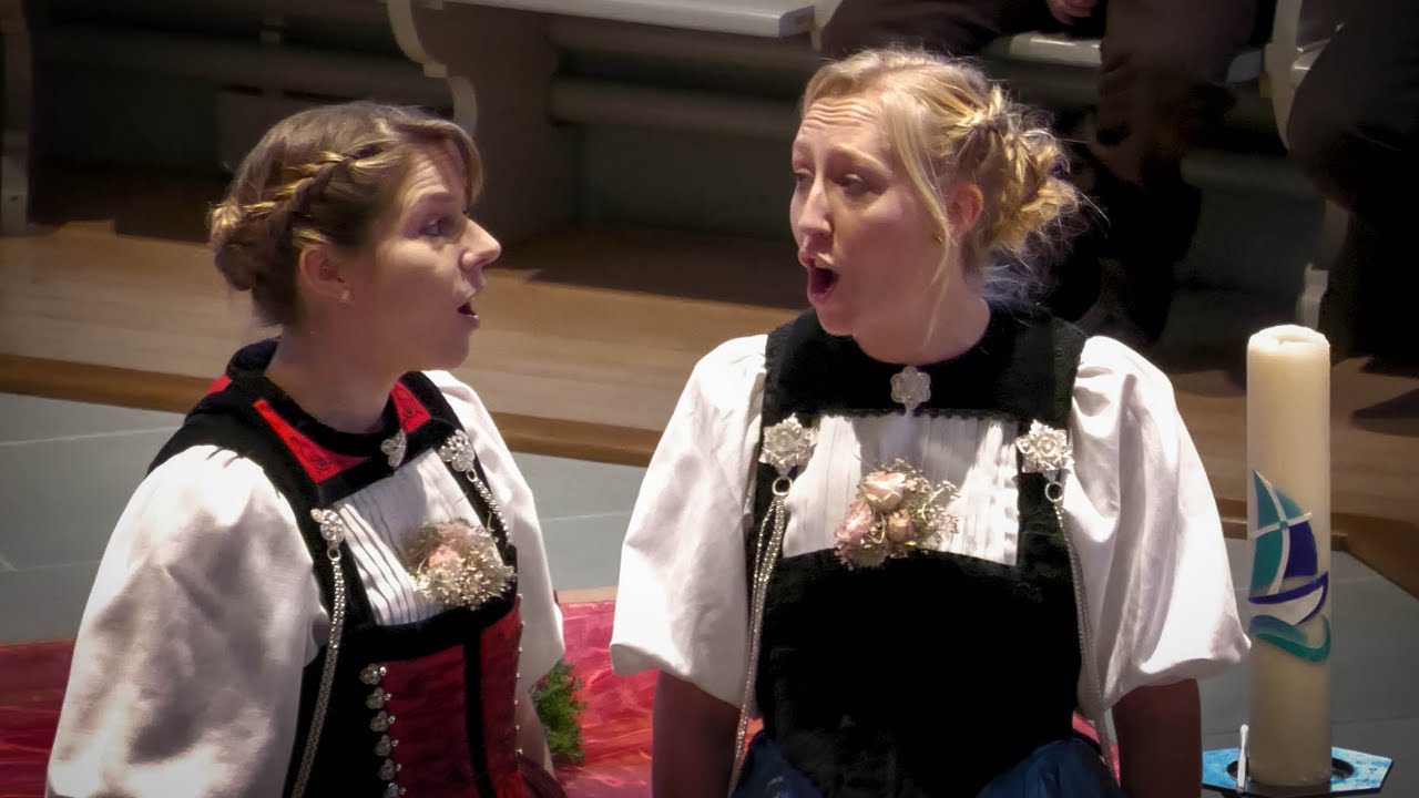 Duett Barbara Riechsteiner & Brenda Morgenthaler begleitet von Michael Kohler, Lied “Vertraue”