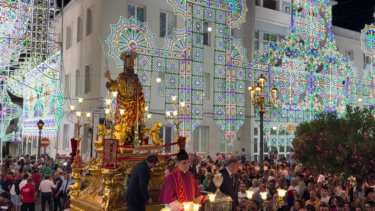 Palazzolo 30 Giugno 2025 Inizio della Processione serale del Cinquecentesco Simulacro San Paolo 4K