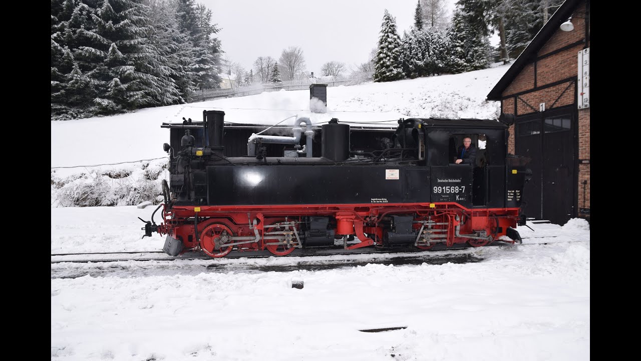 Mitfahrt auf dem F&uuml;hrerstand Lok 991568-7 der Pre&szlig;nitztalbahn von Steinbach nach J&ouml;hstadt im Winter