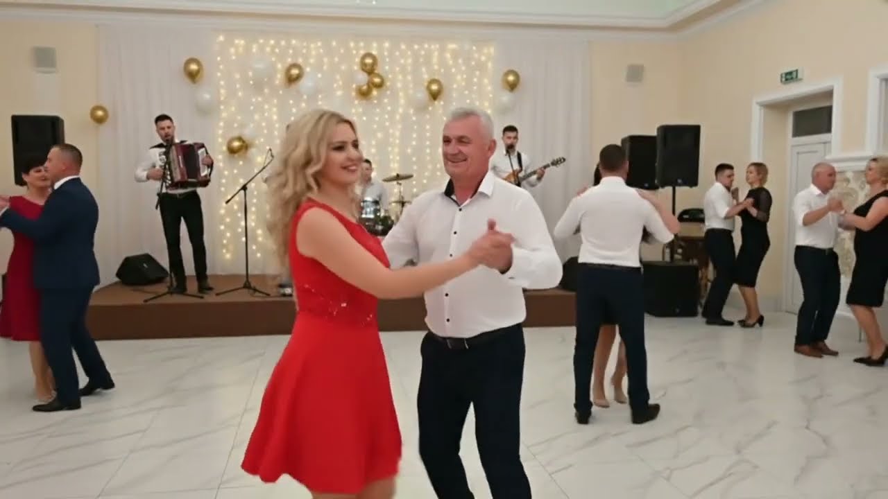 Ta Melodia Obudziła Wspomnienia | Parkiet Pełen Ludzi Do Rana