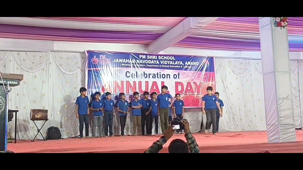 PYRAMID PERFORMANCE BY CLASS VII/VIII BOYS OF PM SHRI JNV ANAND ON ANNUAL DAY 2024