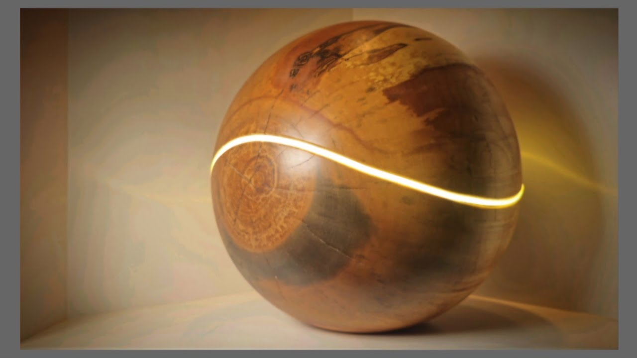 The Art of Wood: Creating a Luminous Sphere Without a Lathe