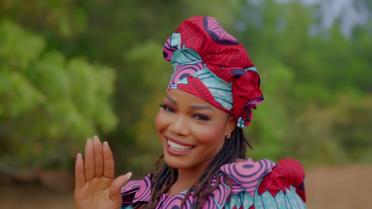 BINETTE DIALLO DJIWOUN FOULAWA CLIP OFFICIEL 2025