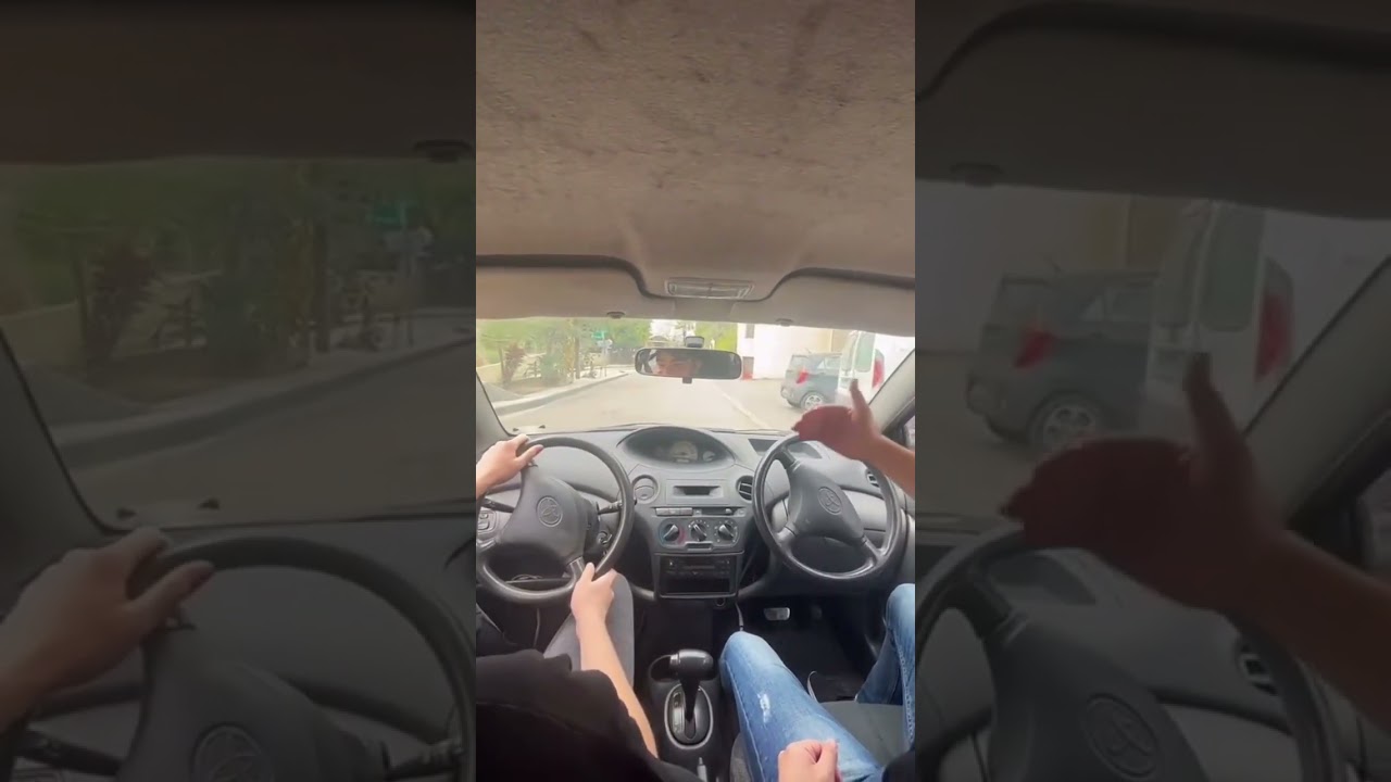 А если в разные стороны повернуть? 🤫 #юмор #авто #shorts