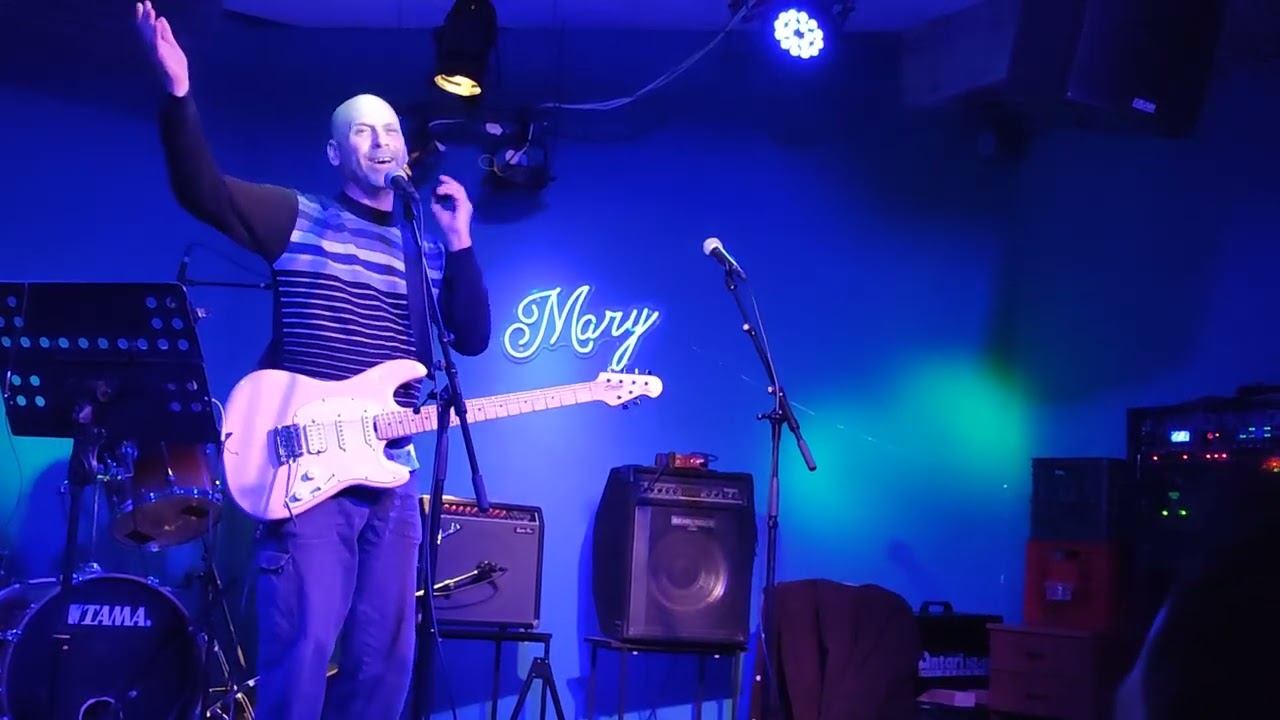 עופר שמוקלר - היא רקדה בפינה / ידידי OCD