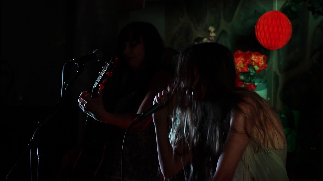 Ruby Throat singing Salto Angel at Folklore 08/11/2018