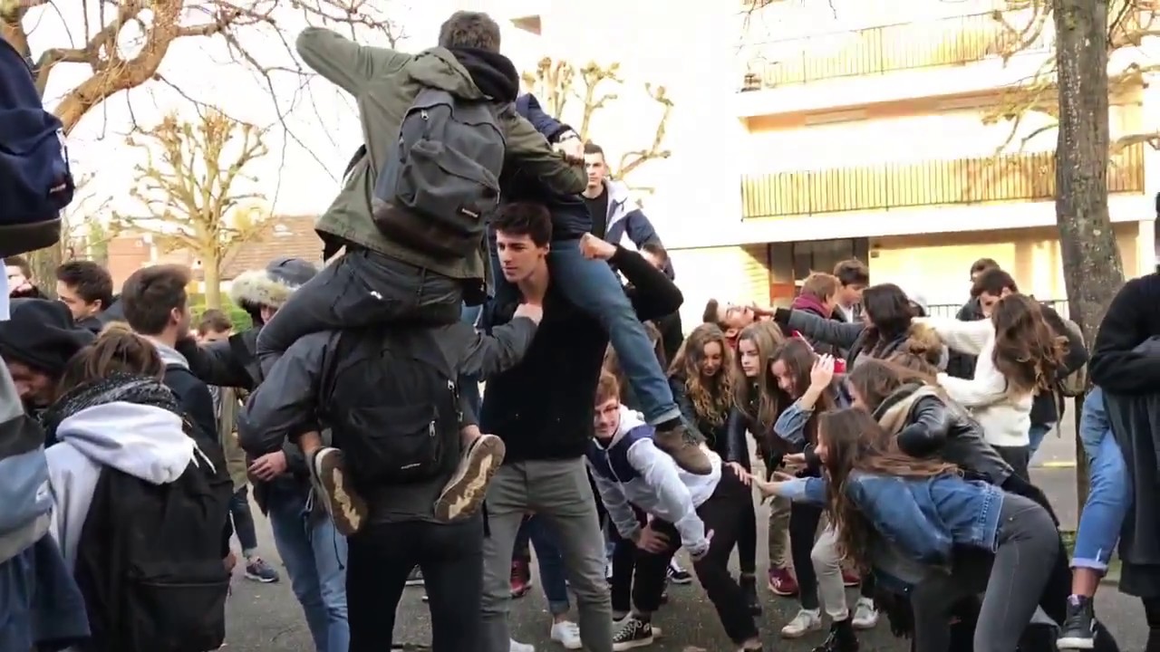[Mannequin Challenge] Lycée Victor Hugo - Caen