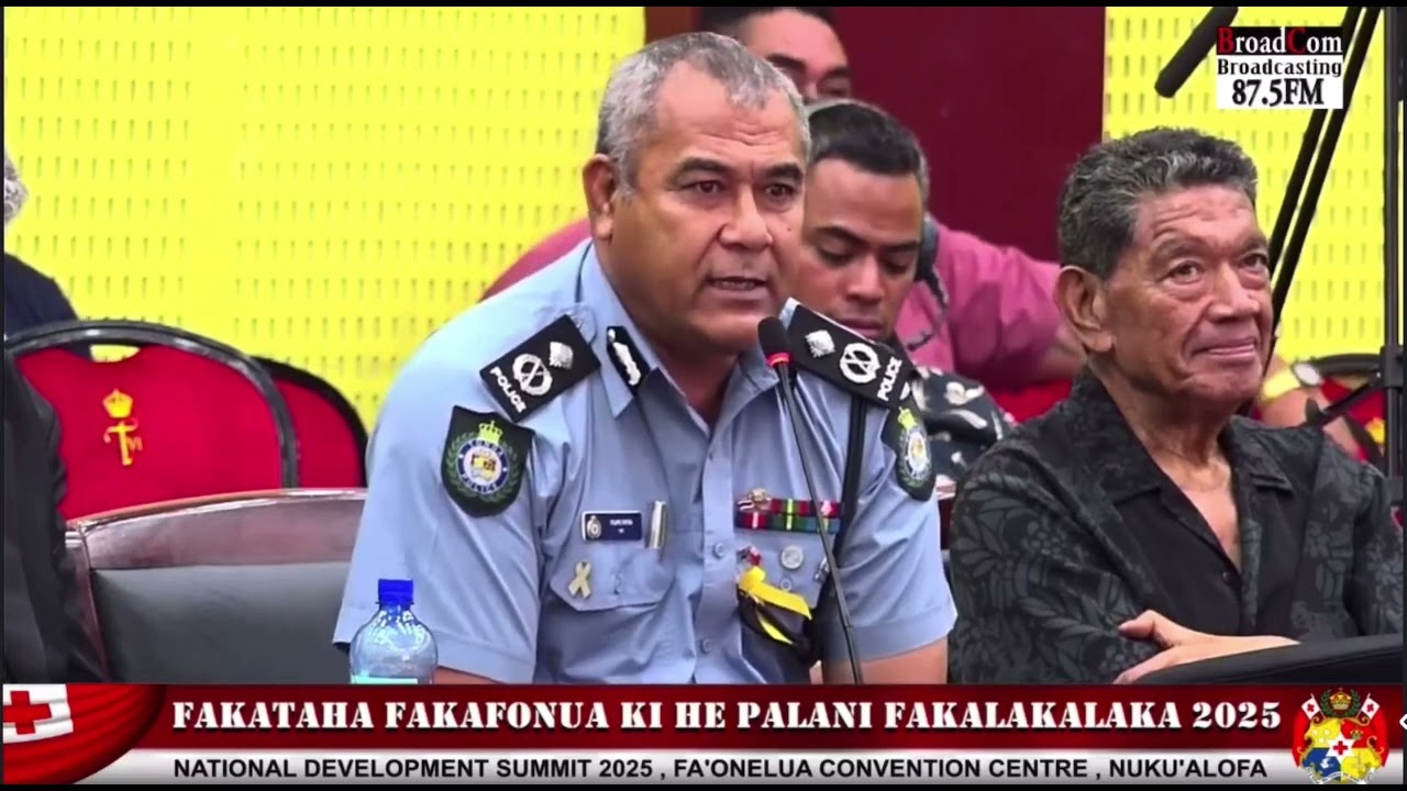 Tafulu’i ‘ehe tokoni Komisiona ‘a Kolio Tapeluelu mo ‘Aholotu ke tuku e komo’uto🤣🤣🤣