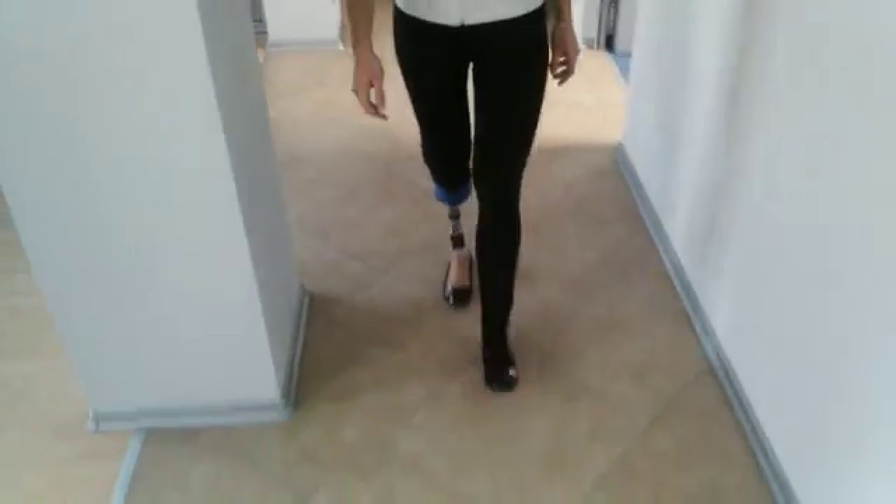 My first steps / new leg / amputee