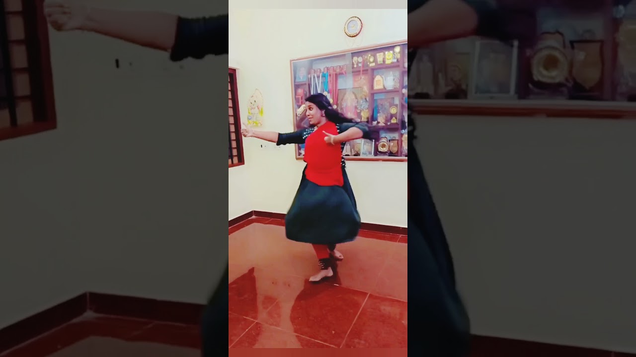 Beautiful dance by Haritha Nair❤(chandrachooda)