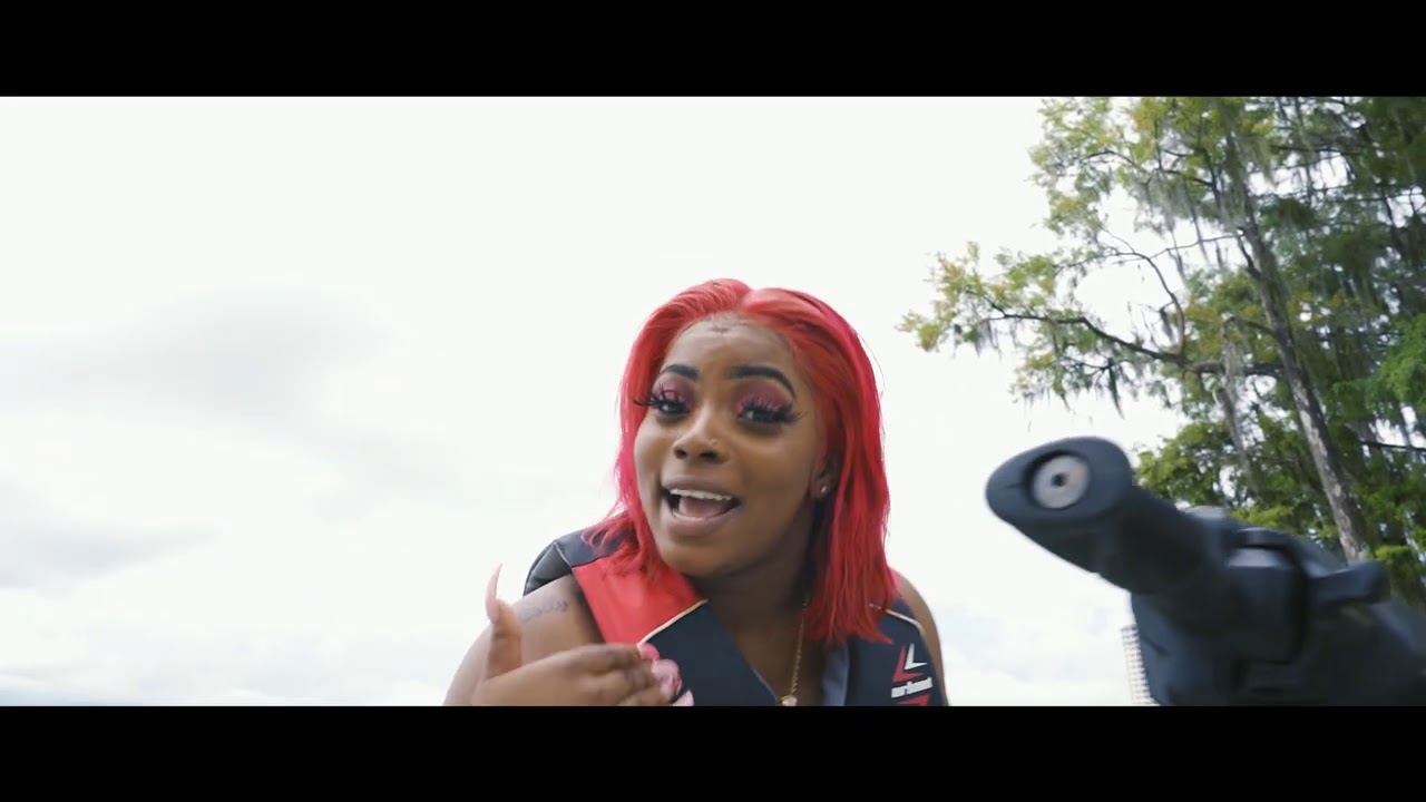 Starrr Doll - Nah Stress (Official Video)