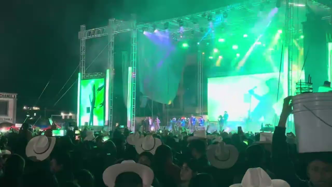 Los Hermanos Plancarte de TC - Novia Bonita, En Vivo, Chamula, Chiapas.