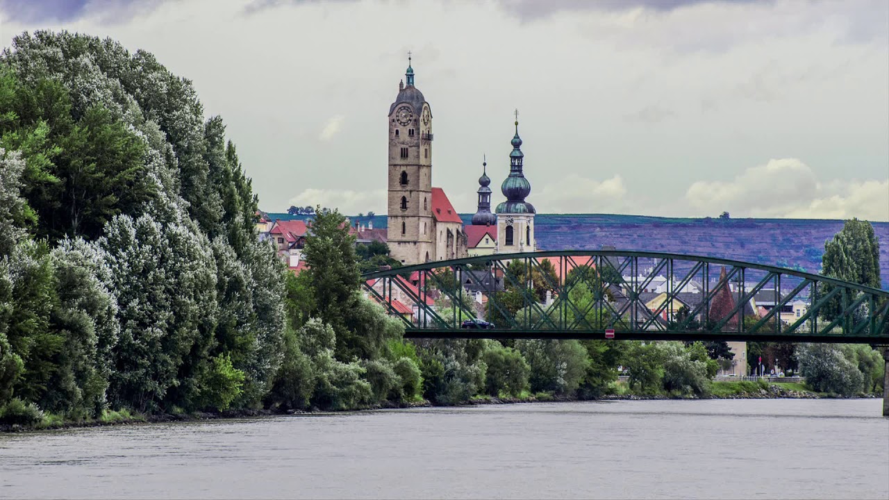 שייט על נהר הדנובה    Cruise on the Danube River