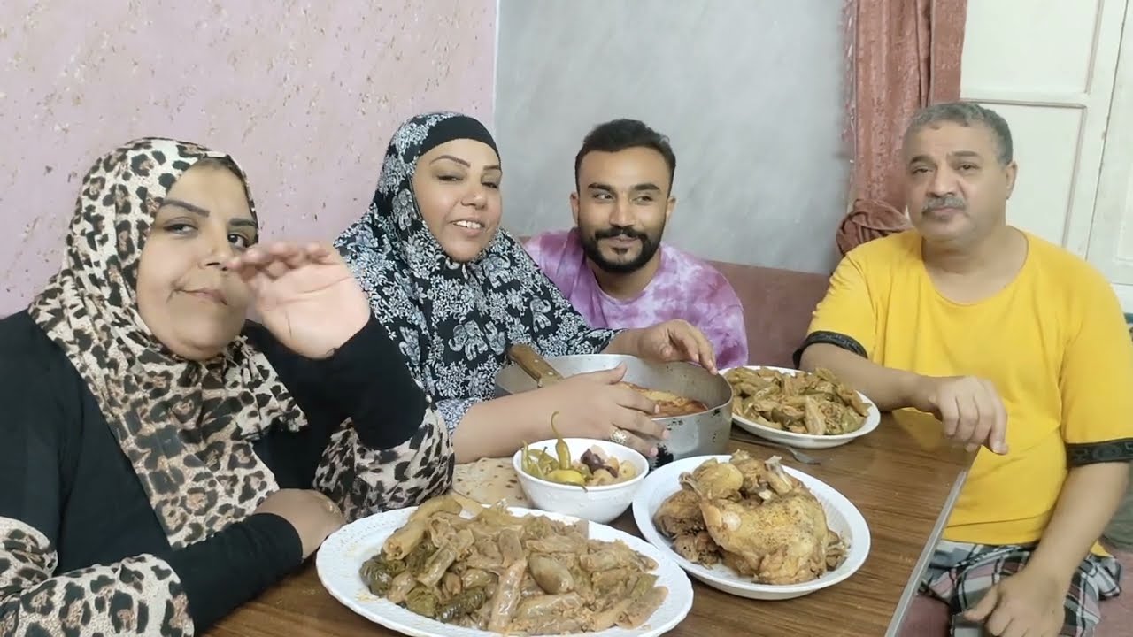 ابو حنفي زعلان اوي الله يكون في عونه فرحته مكملتش 💔