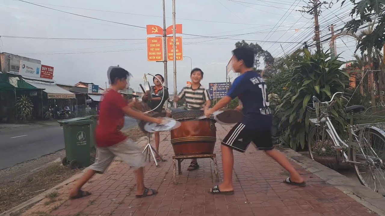 Đánh Trống Múa Lân Thi Nhỏ Nhất Cần Thơ - Bảo Khánh Đường