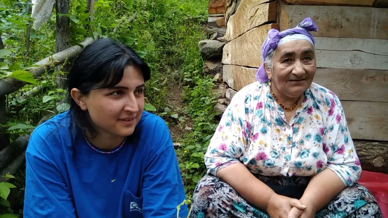 #GİRESUN #VLOG ( #YAPRAK #KİRAZ #MANTAR TOPLADIK)