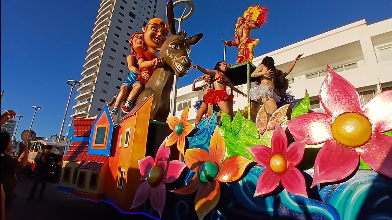 Desfile de carnaval mazatlan 2026
