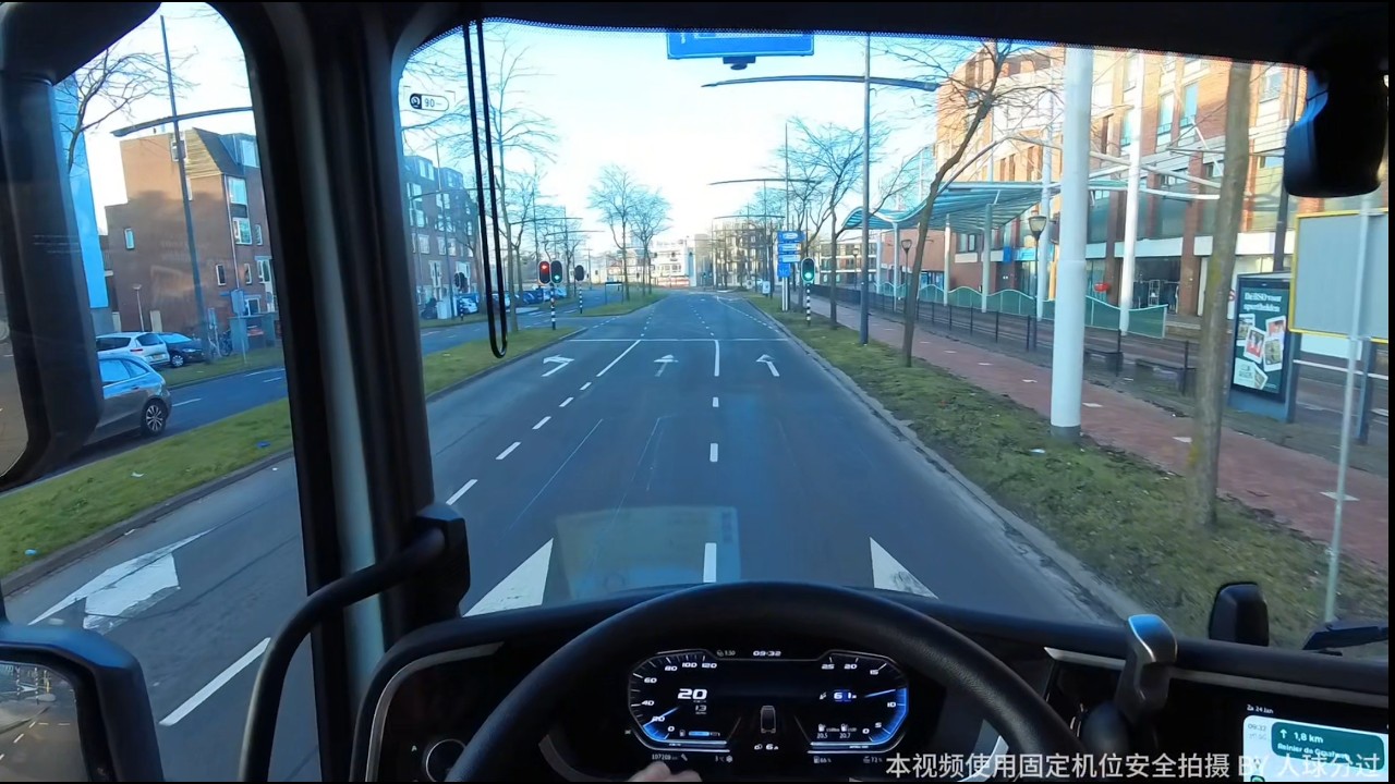 POV第一视角卡车驾驶/Truck driving in Netherlands/固定机位安全拍摄
