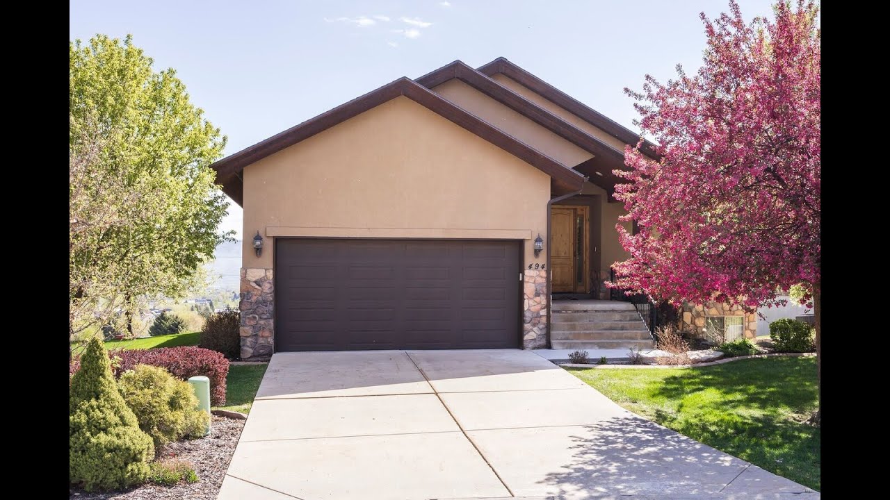5-Bed Sunburst Ranch Retreat with Stunning Heber Valley Views